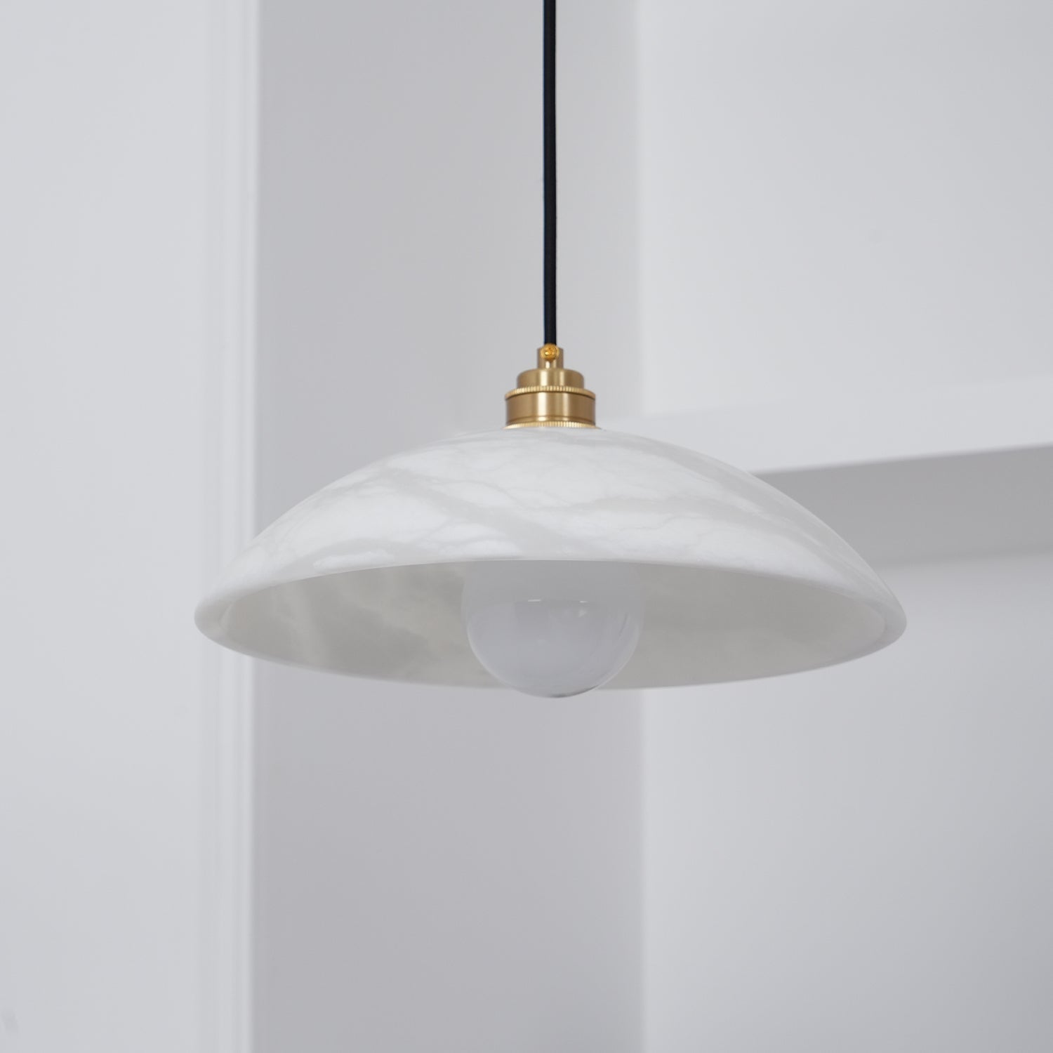 Nerea Minimalist Alabaster Pendant Light - Letslighting