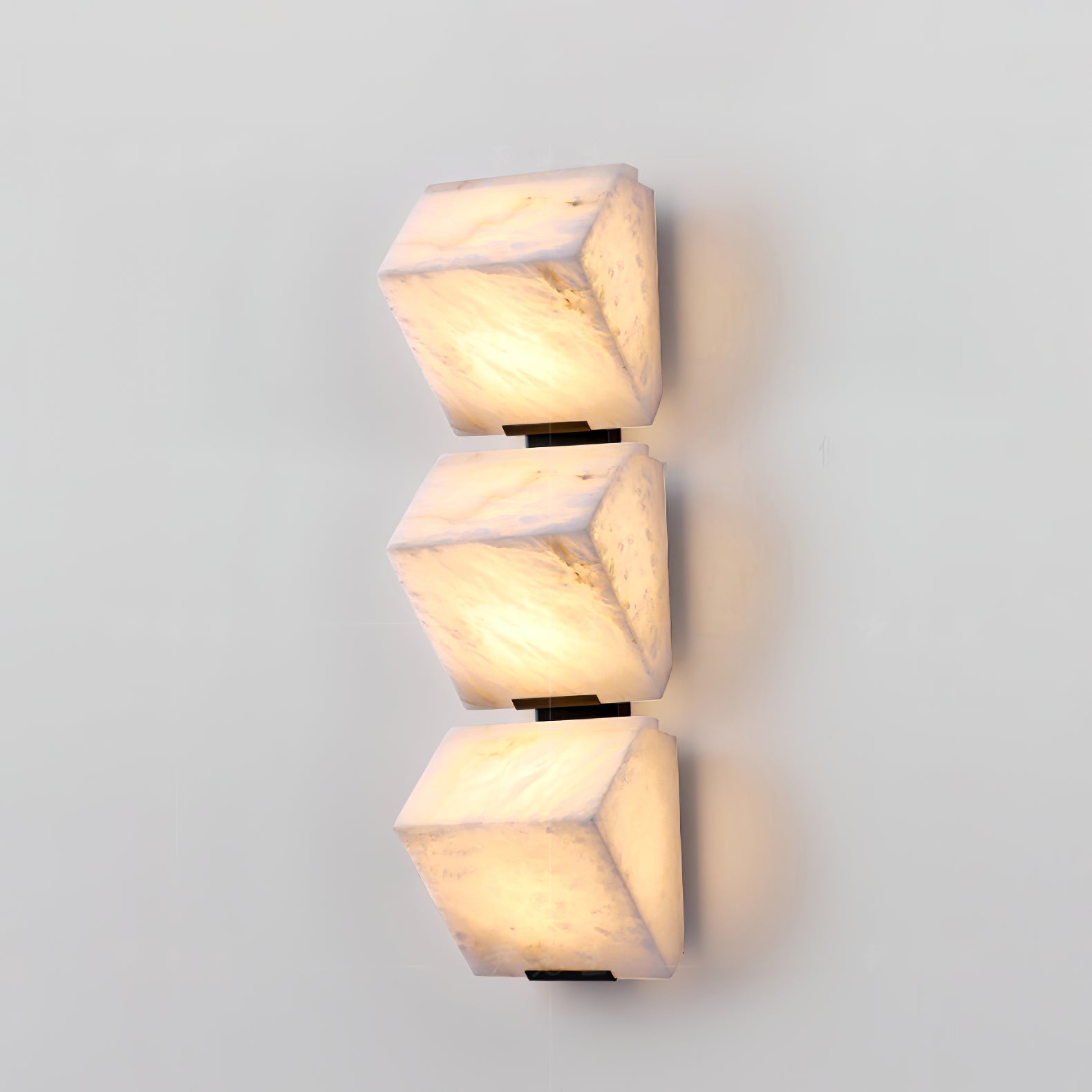 Dione Alabaster Wall Lamp - Neutralighting