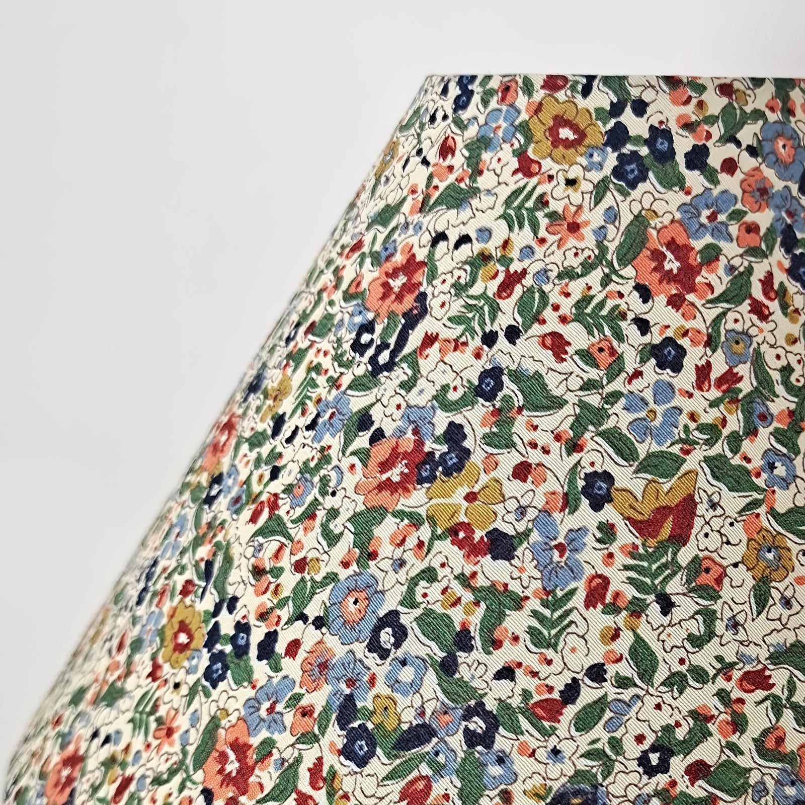 Candice Vintage Wood Table Lamp - Letslighting