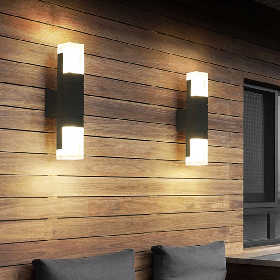 Ray Modern Rectangular Double- Head Metal Outdoor Wall Lamp