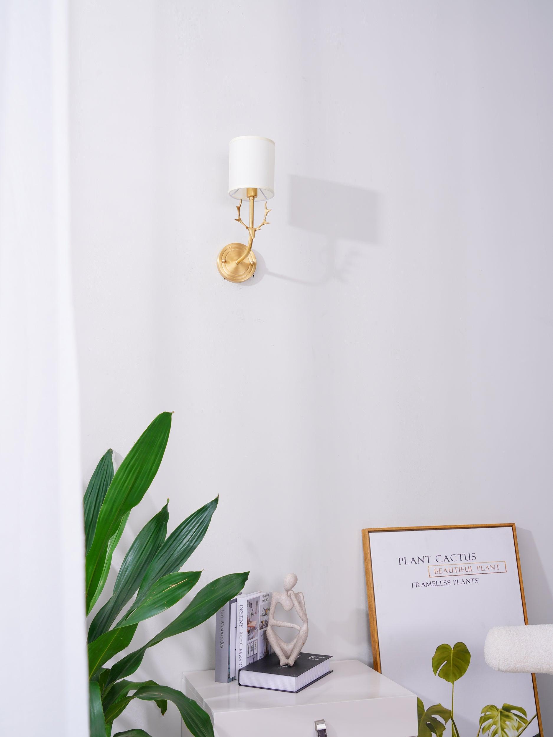 Noble Elegance Deer Head Brass Wall Light - Letslighting