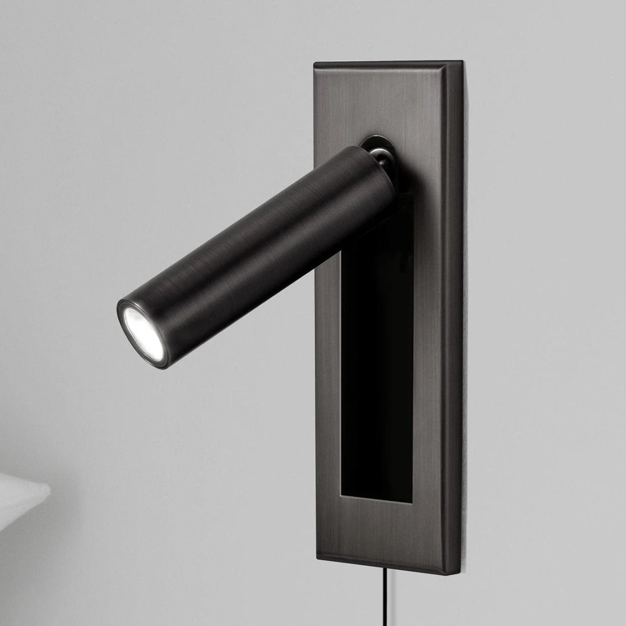 Eurvaran Embedded Bedside Plug-in Sconce Wall lamp - Letslighting