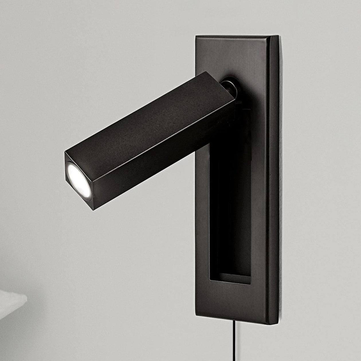 Eurvaran Embedded Bedside Plug-in Sconce Wall lamp - Letslighting