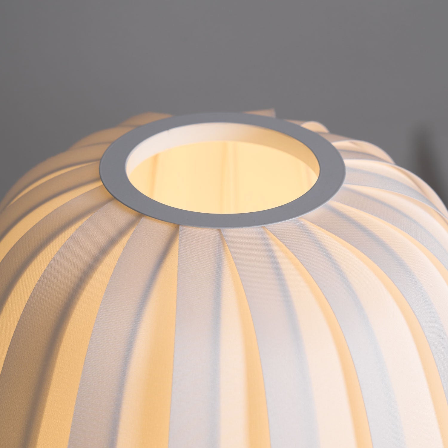 Solisuce Fabric Minimalist Table Lamp - Letslighting