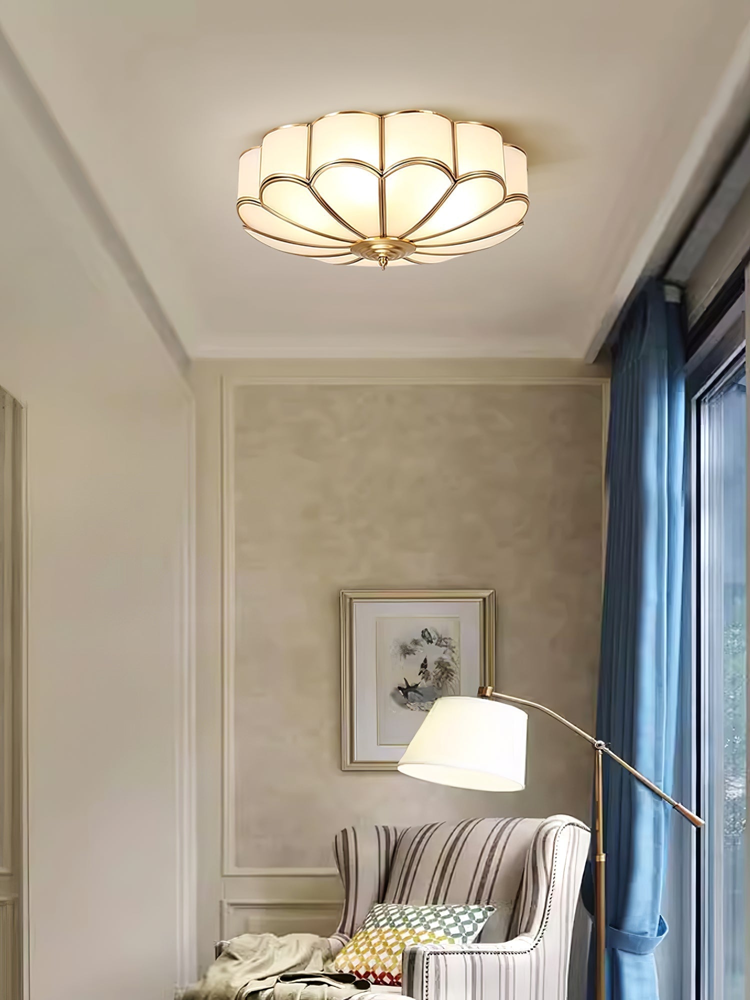 Lustra Ceiling Light Flower Shape Glass Brass - Letslighting