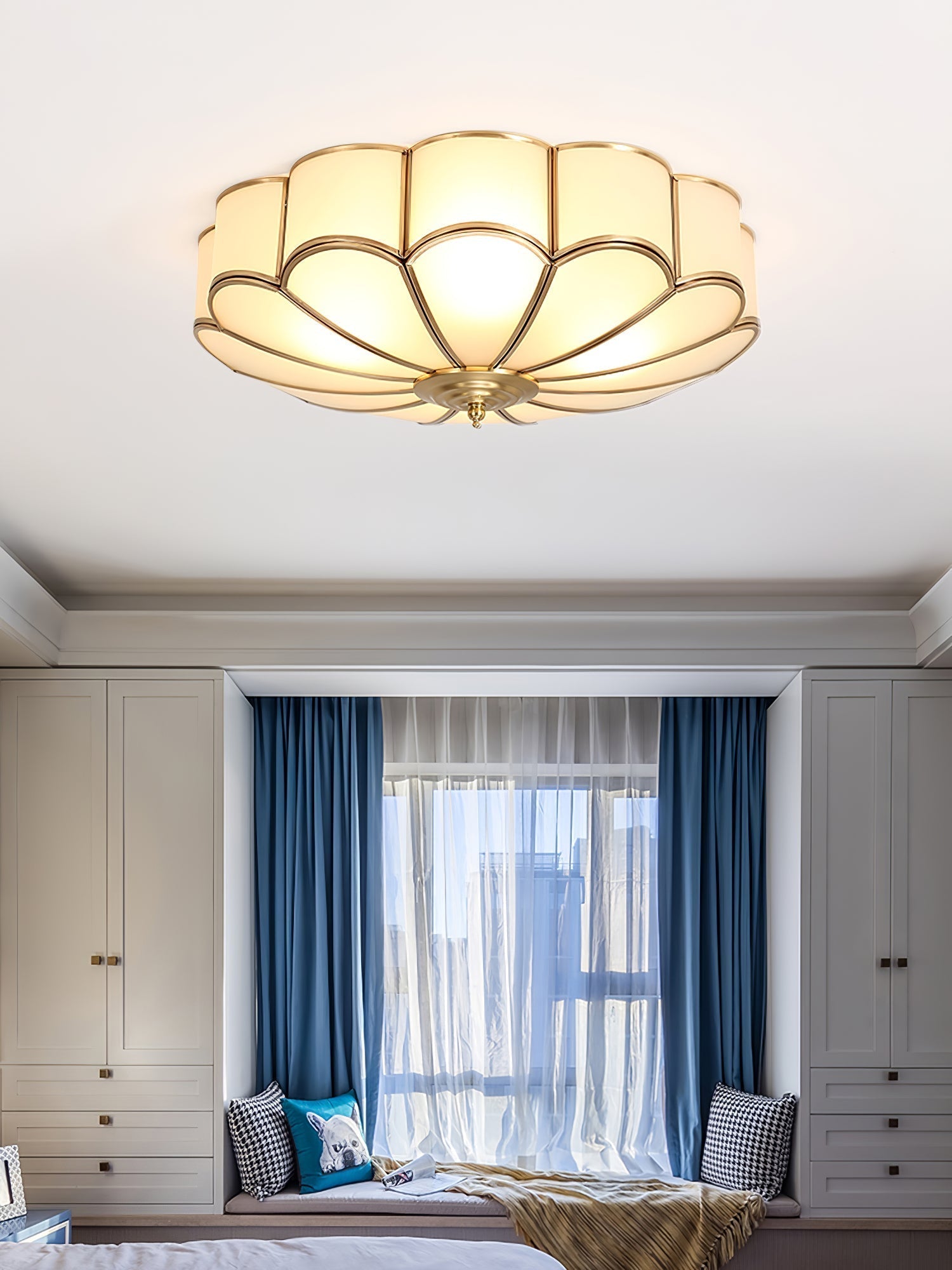 Lustra Ceiling Light Flower Shape Glass Brass - Letslighting