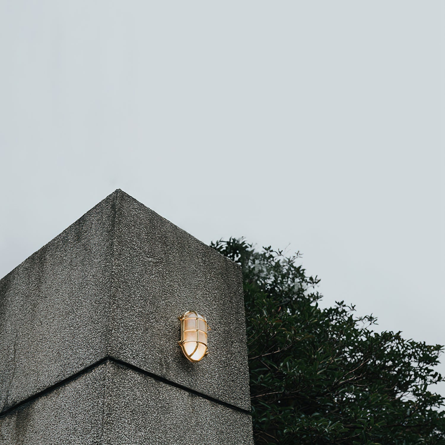 Erthearis Vintage Brass Bunker Sconce Wall Lamp - Letslighting