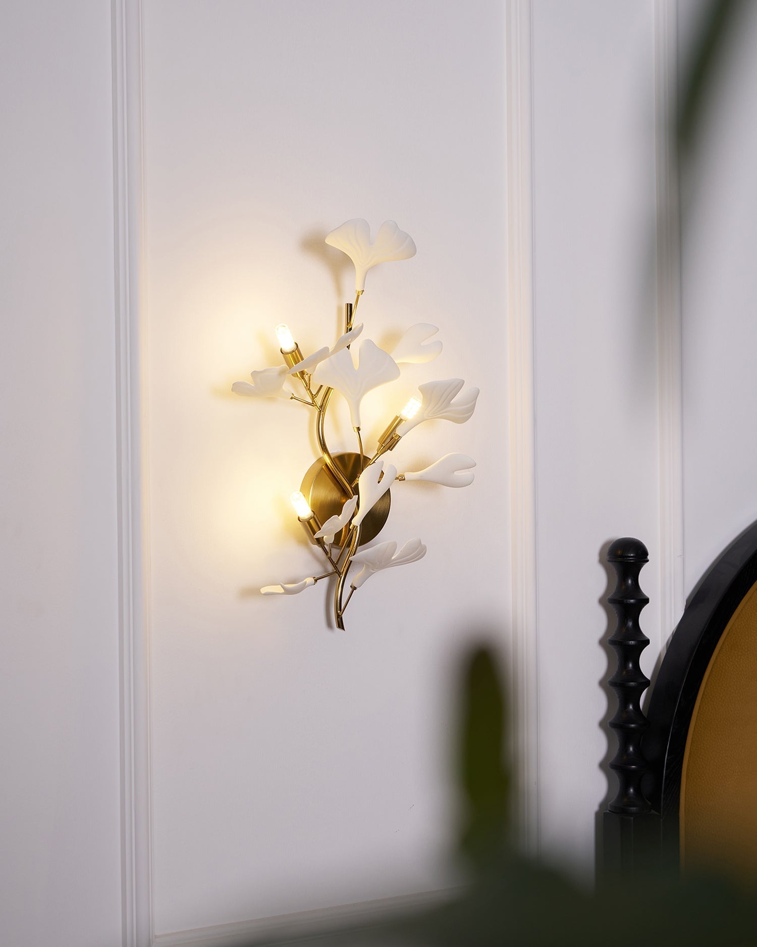 Gingko Applique Murale Abat-jours en Céramique Pétales Or Art Nouveau - Neutralighting