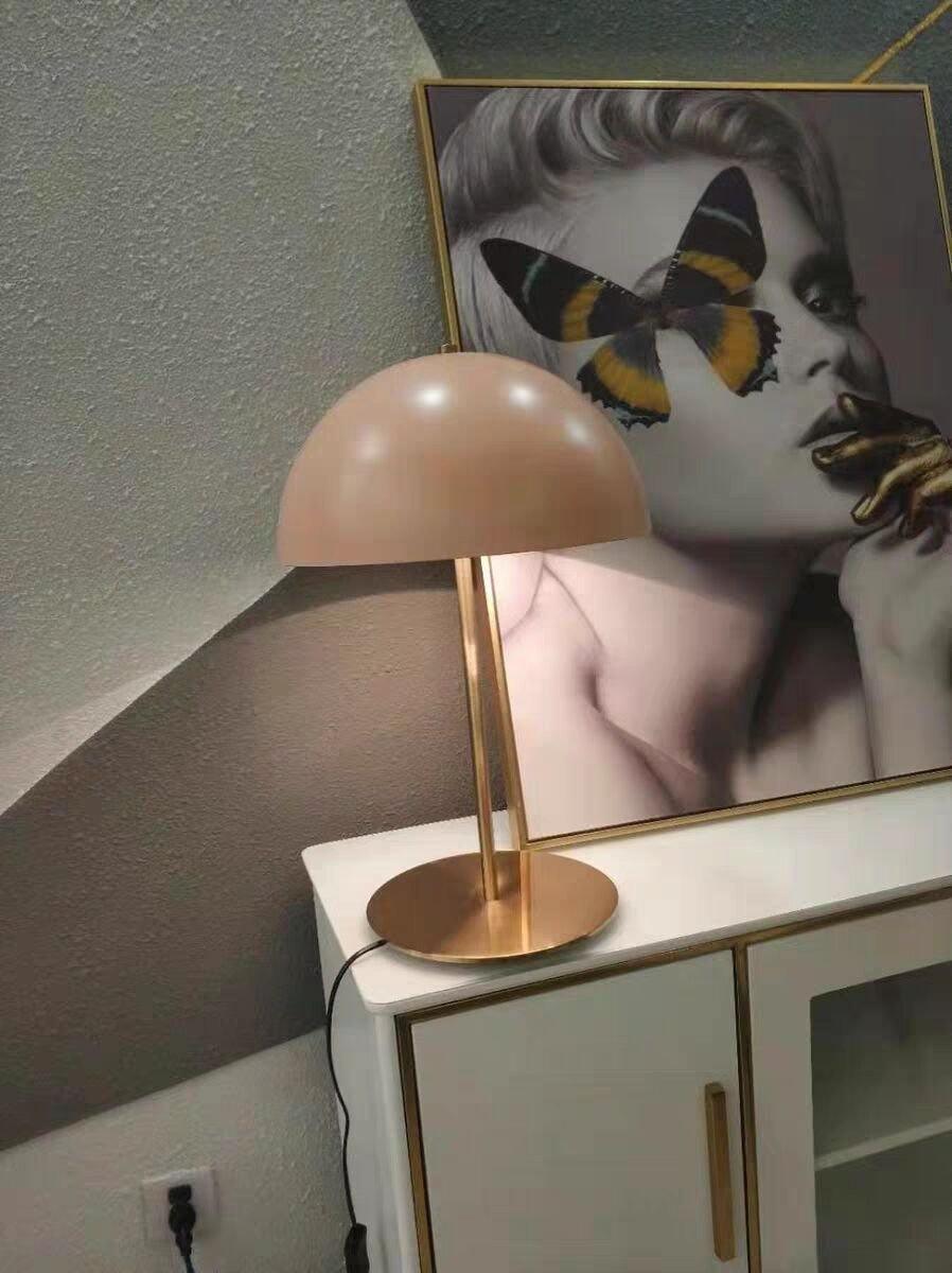 Zephen Acrylic Scandinavian Table Lamp - Letslighting