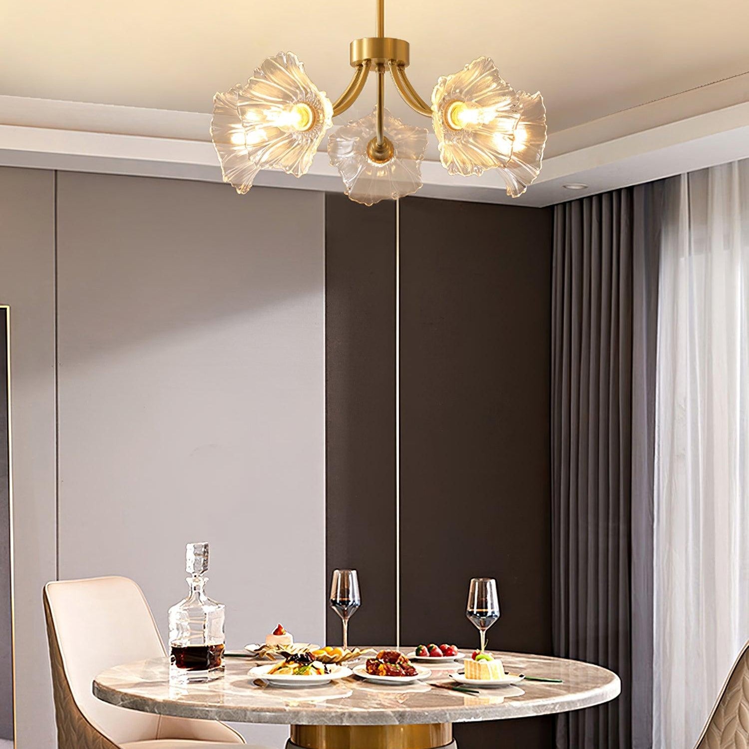 Lustra Chandelier Flower Glass with Brass Finish - Letslighting