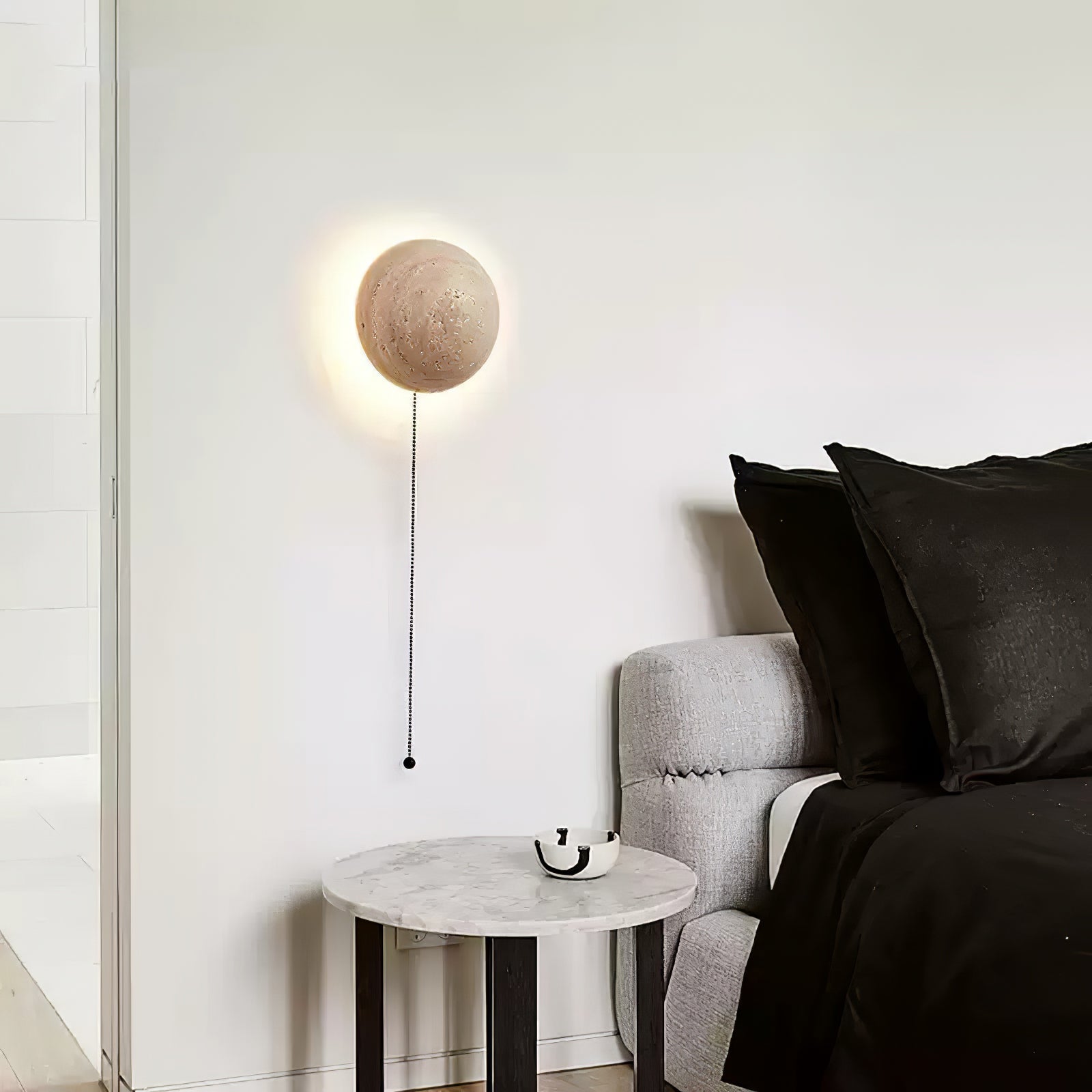 Nyvarion Minimalist Travertine Wall Light - Neutralighting