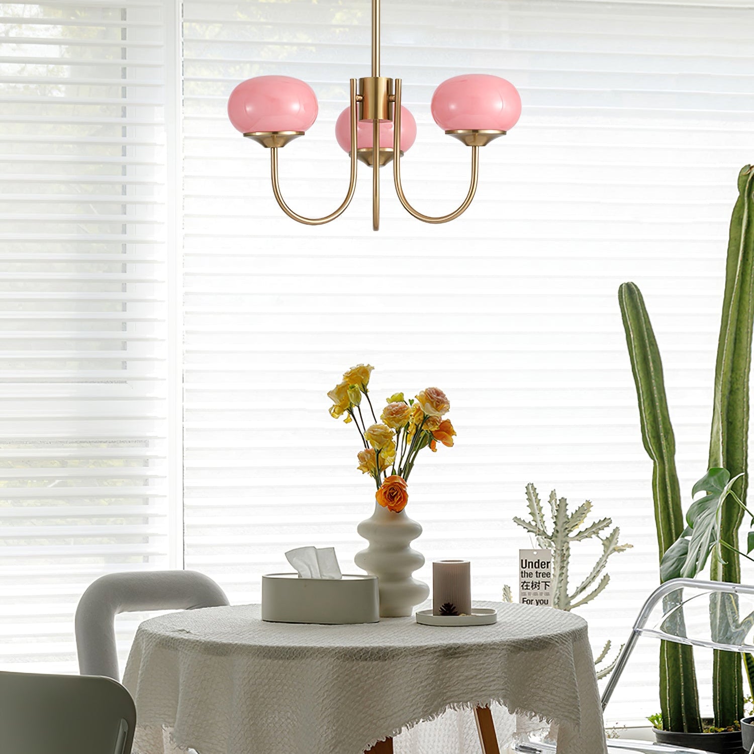 Lustra Chandelier Pink Glass Globe Gold - Letslighting