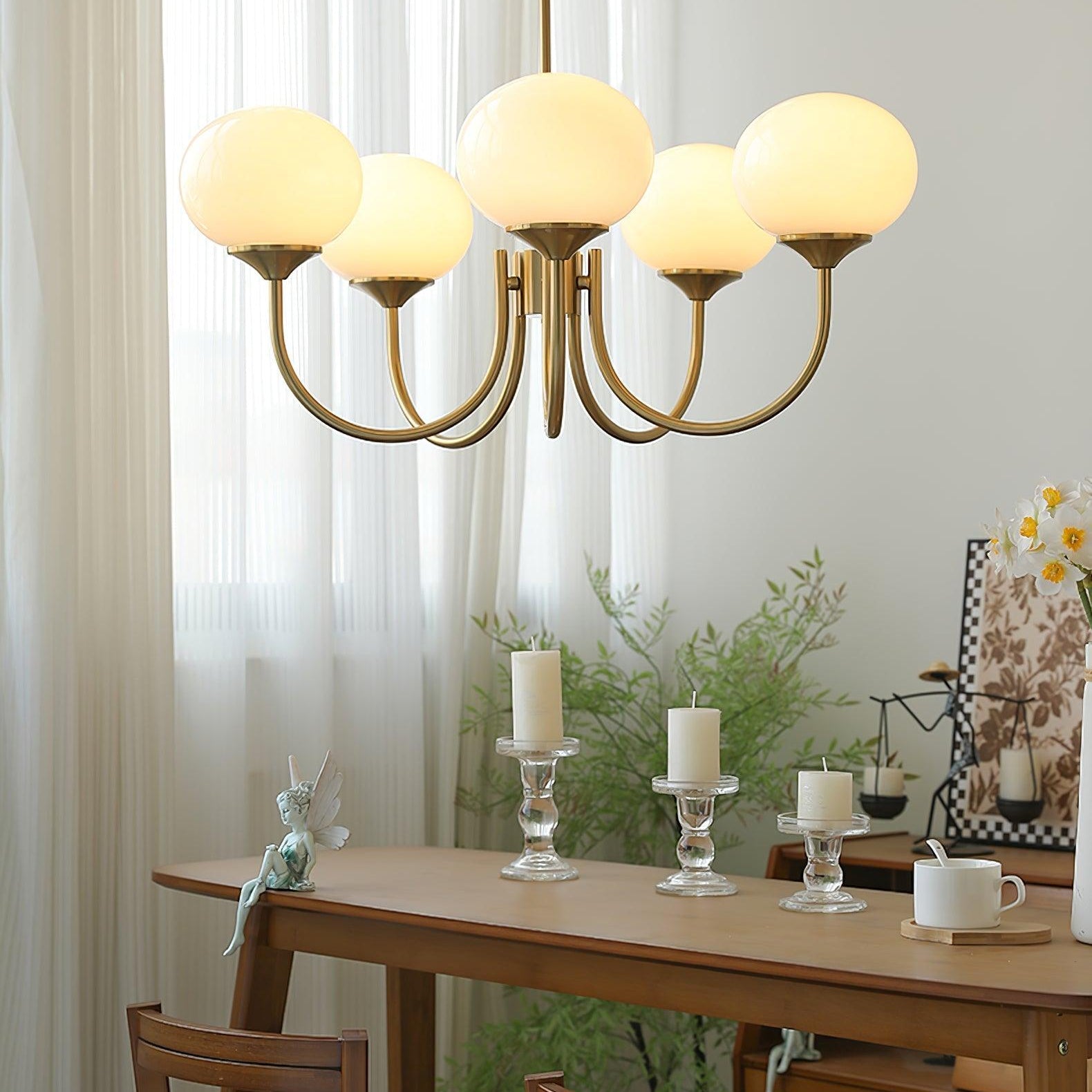 Lustra Chandelier Pink Glass Globe Gold - Letslighting
