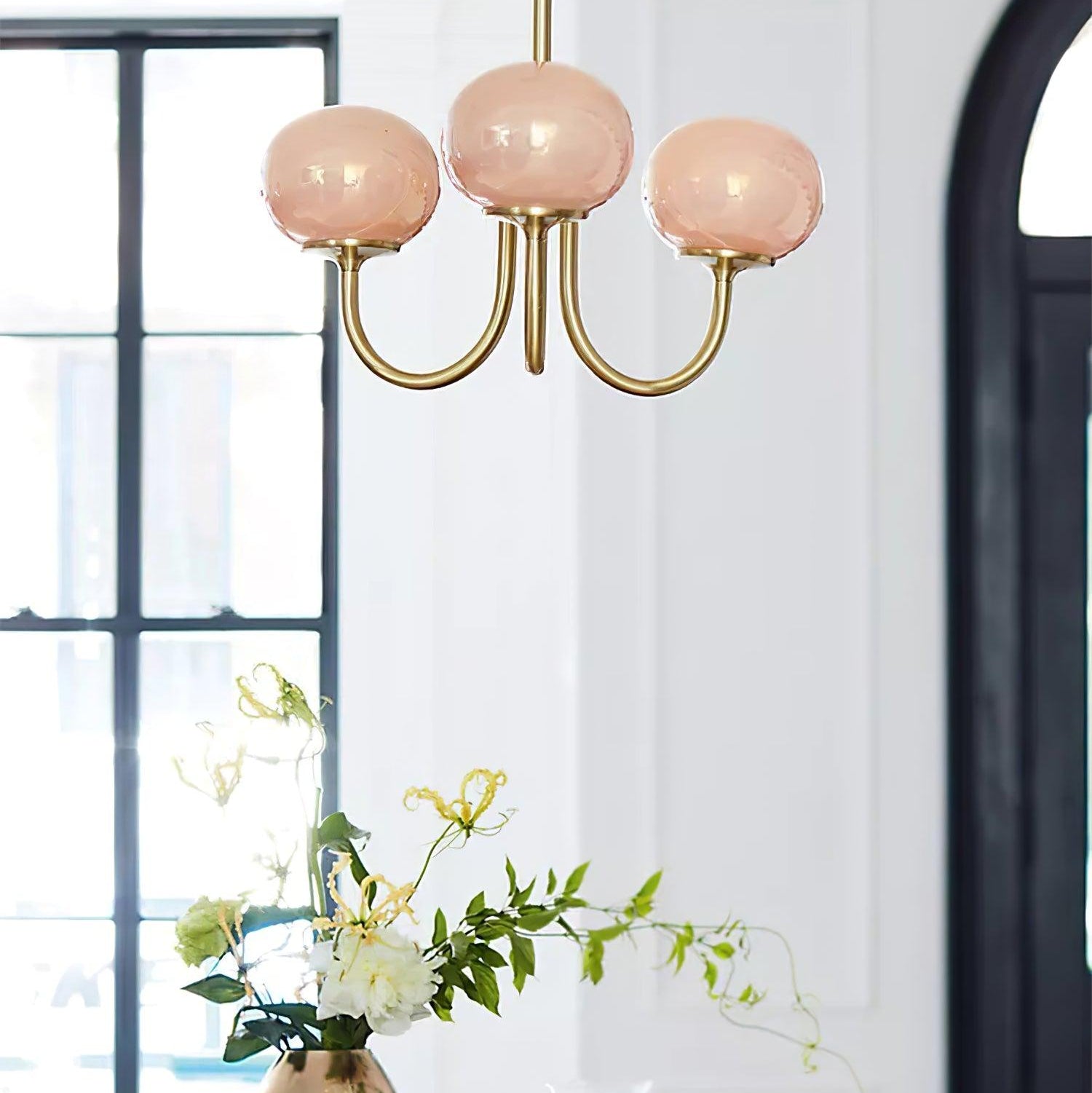 Lustra Chandelier Pink Glass Globe Gold - Letslighting