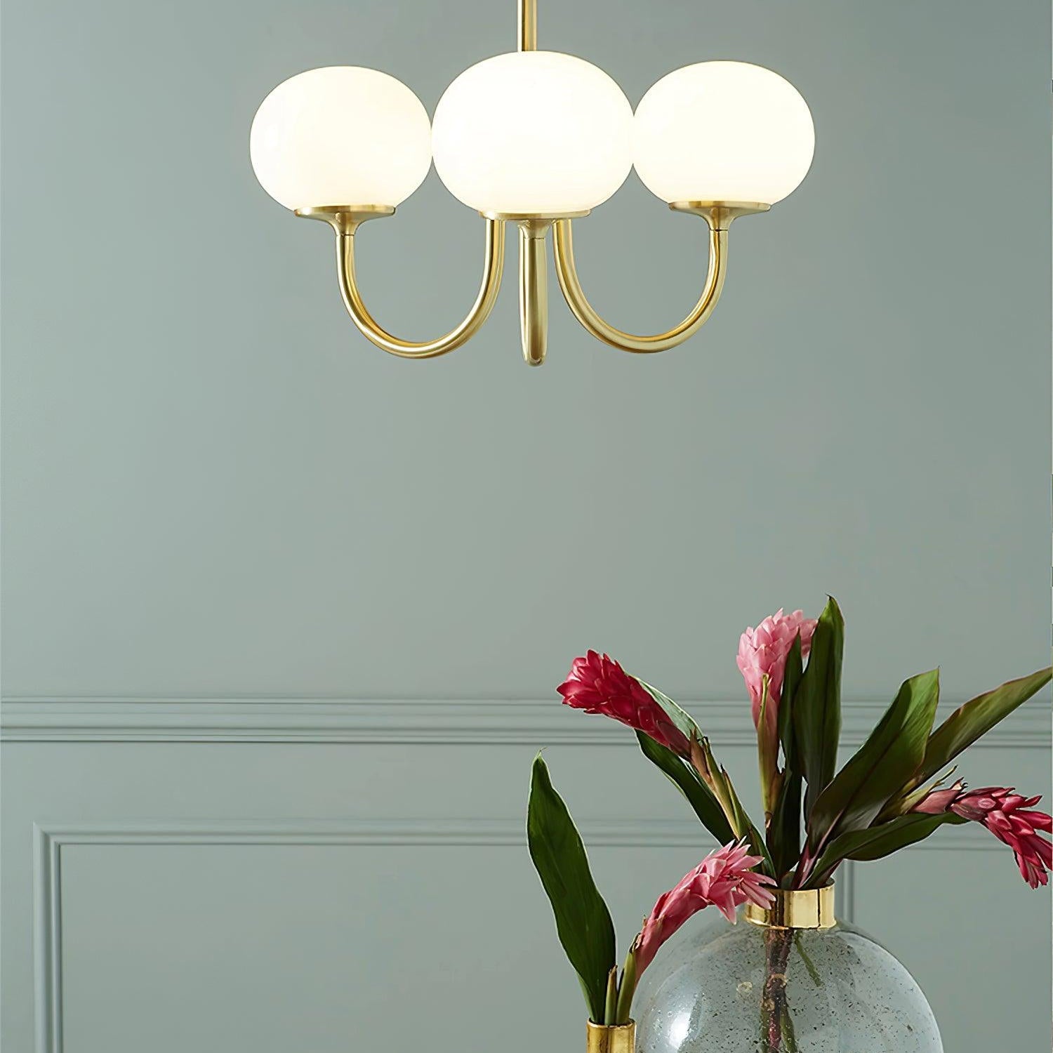 Lustra Chandelier Pink Glass Globe Gold - Letslighting