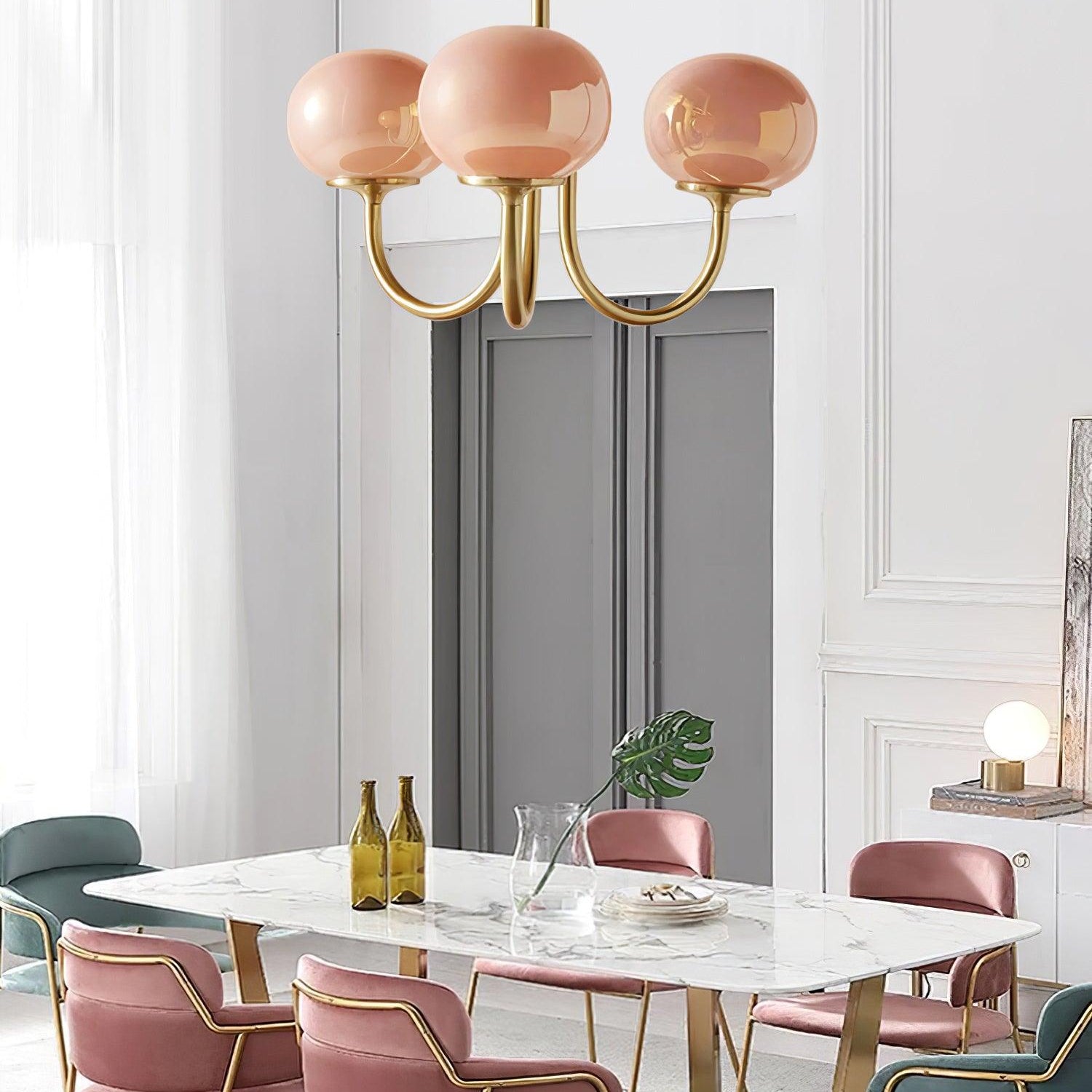 Lustra Chandelier Pink Glass Globe Gold - Letslighting