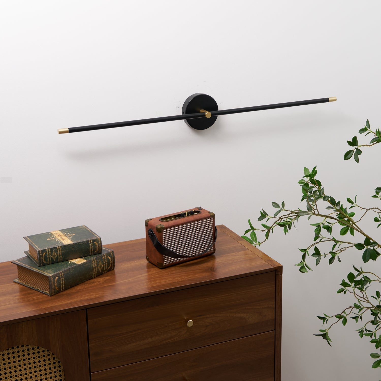 Wall Lamp Minimalist Linear Rod Double End Accent Modern Style - Neutralighting