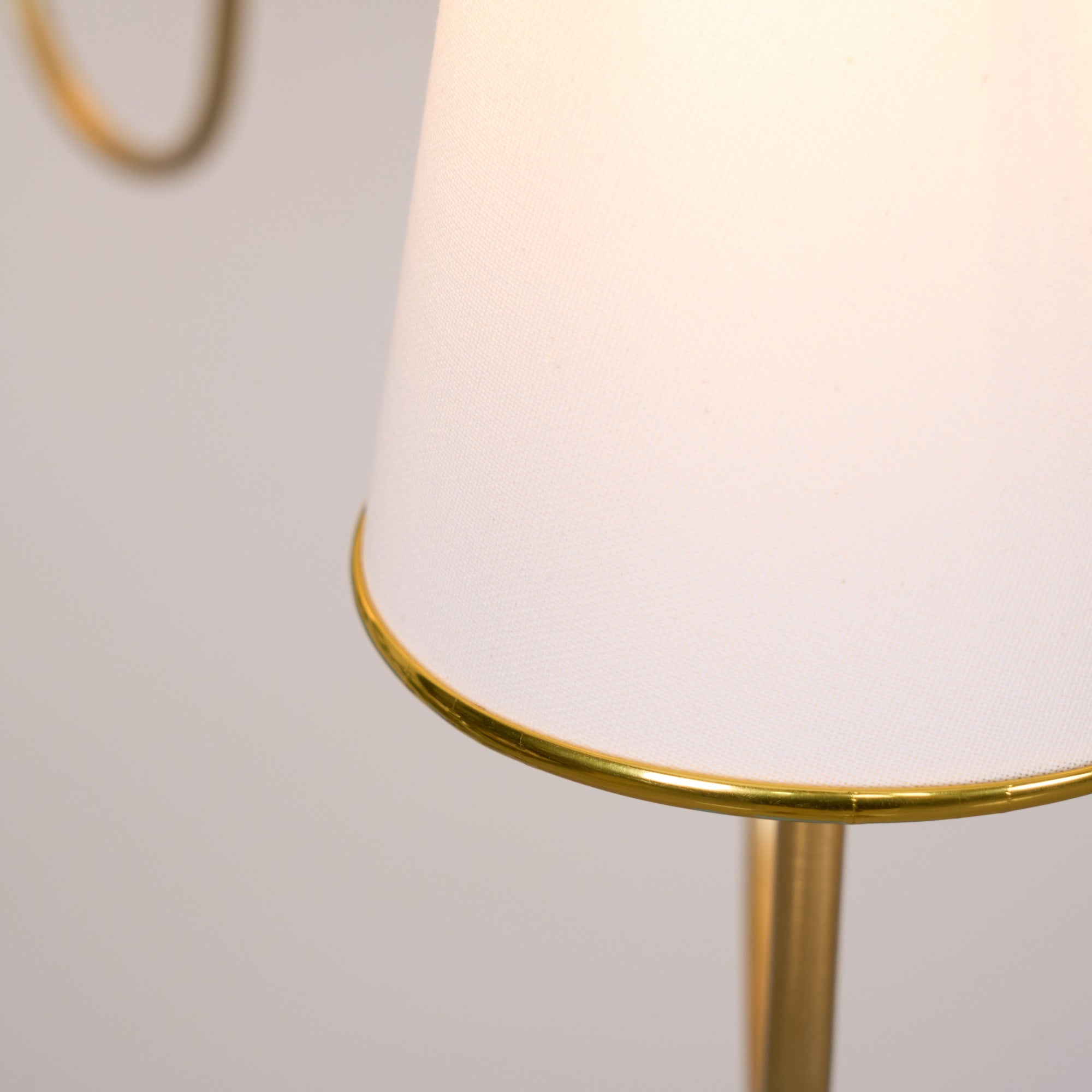 Elirora Elegance Vintage Brass Fabric Chandelier - Letslighting