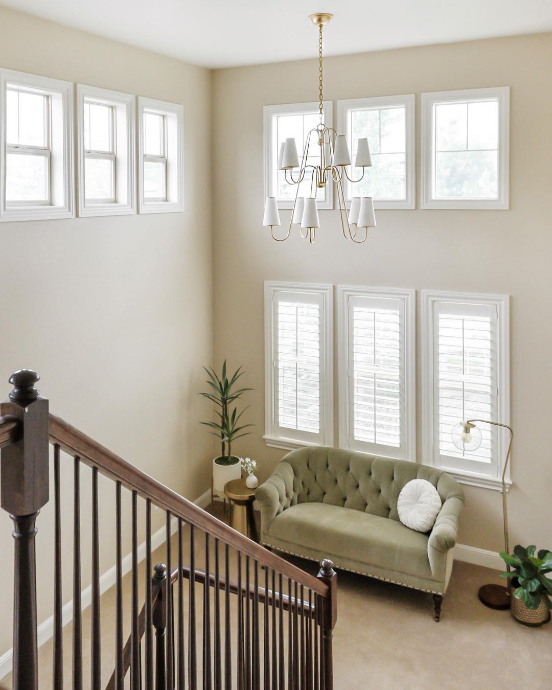 Elirora Elegance Vintage Brass Fabric Chandelier - Letslighting