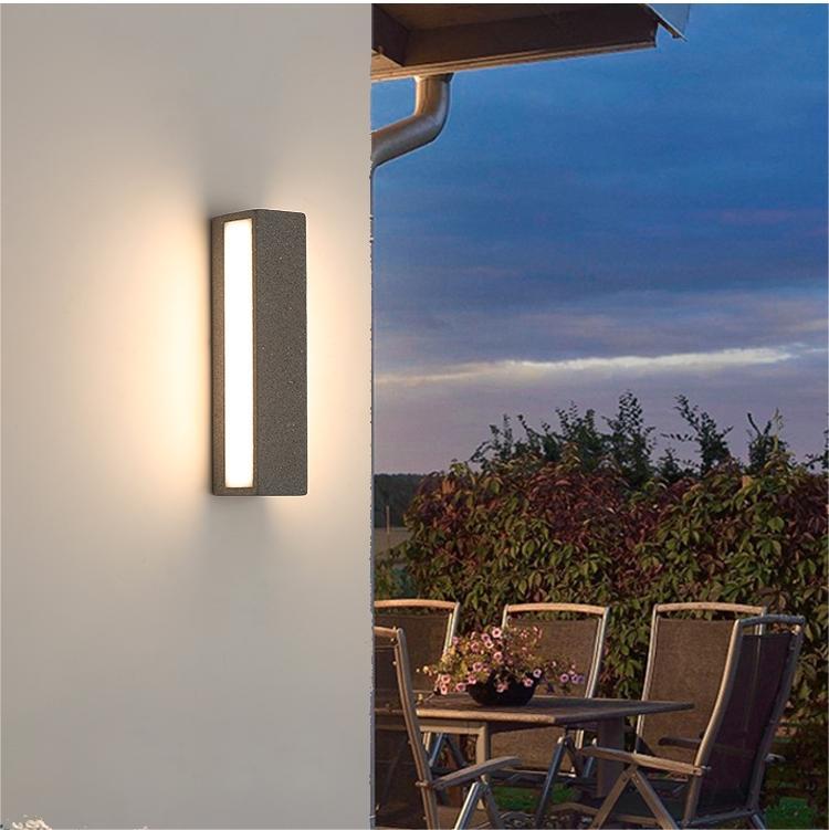Ray LED Outdoor Wall Lamp, Black & White