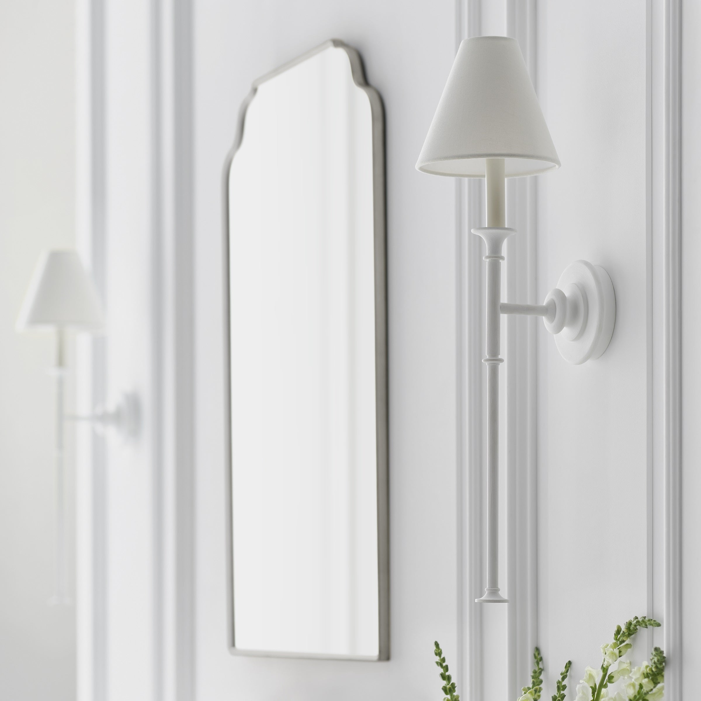 Cygnus Modern Minimalist Traditional Black Fabric Wall Lamp - Letslighting