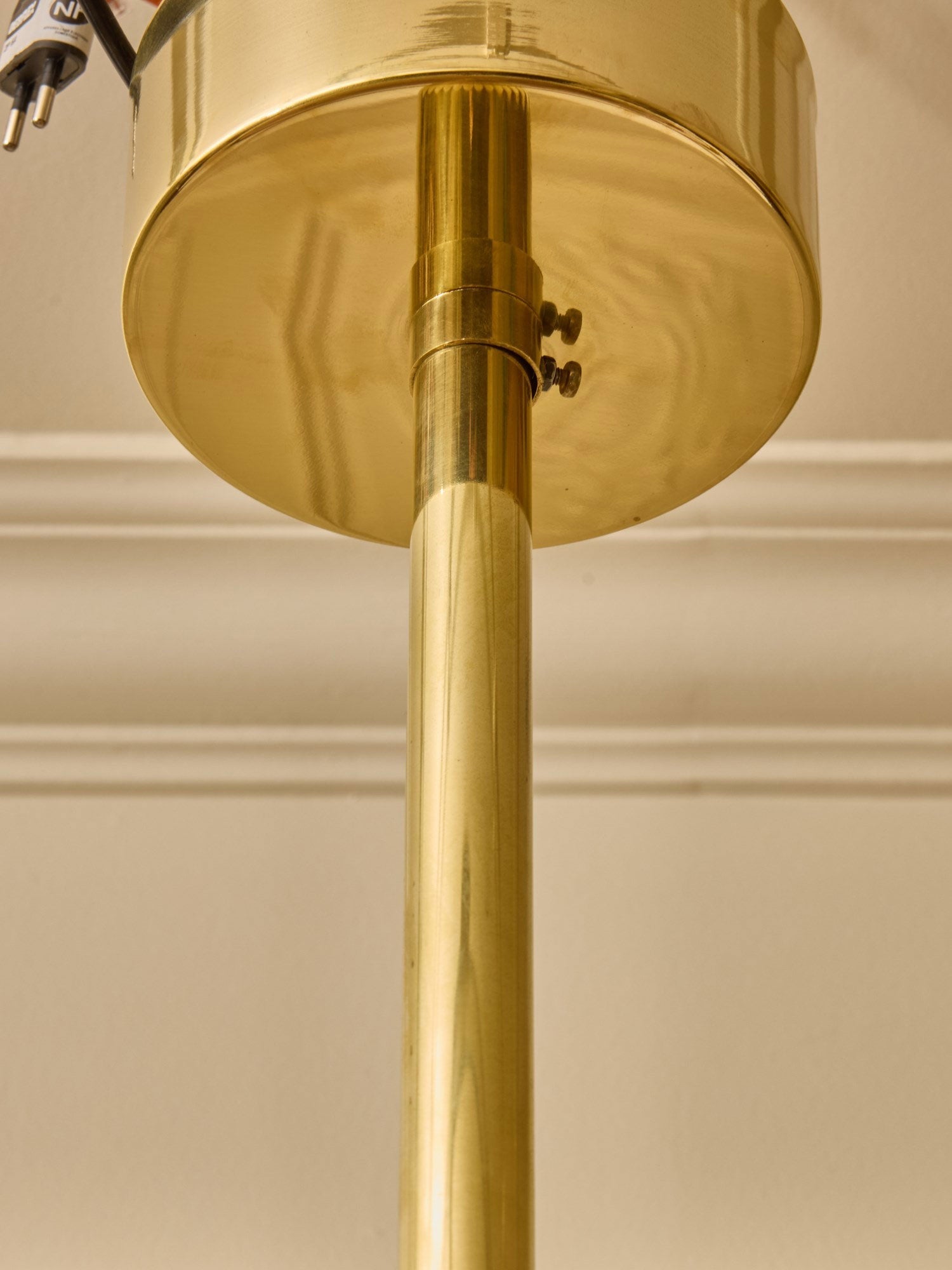 Rosalinne Modern Iron & Glass Chandelier