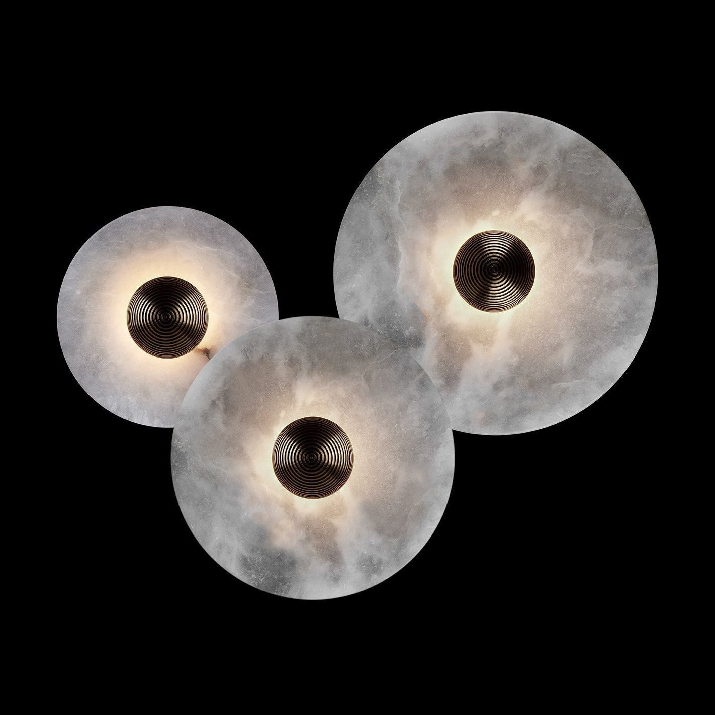 Round Wall Lamp Alabaster Fluted Brass - Neutralighting