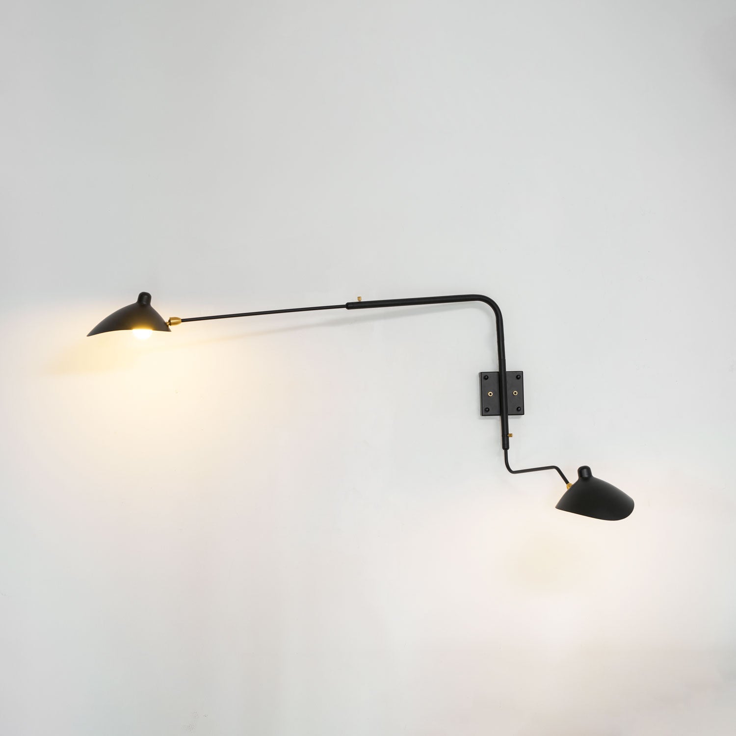 Lustra Applique Murale Élégante à Un Bras - Neutralighting