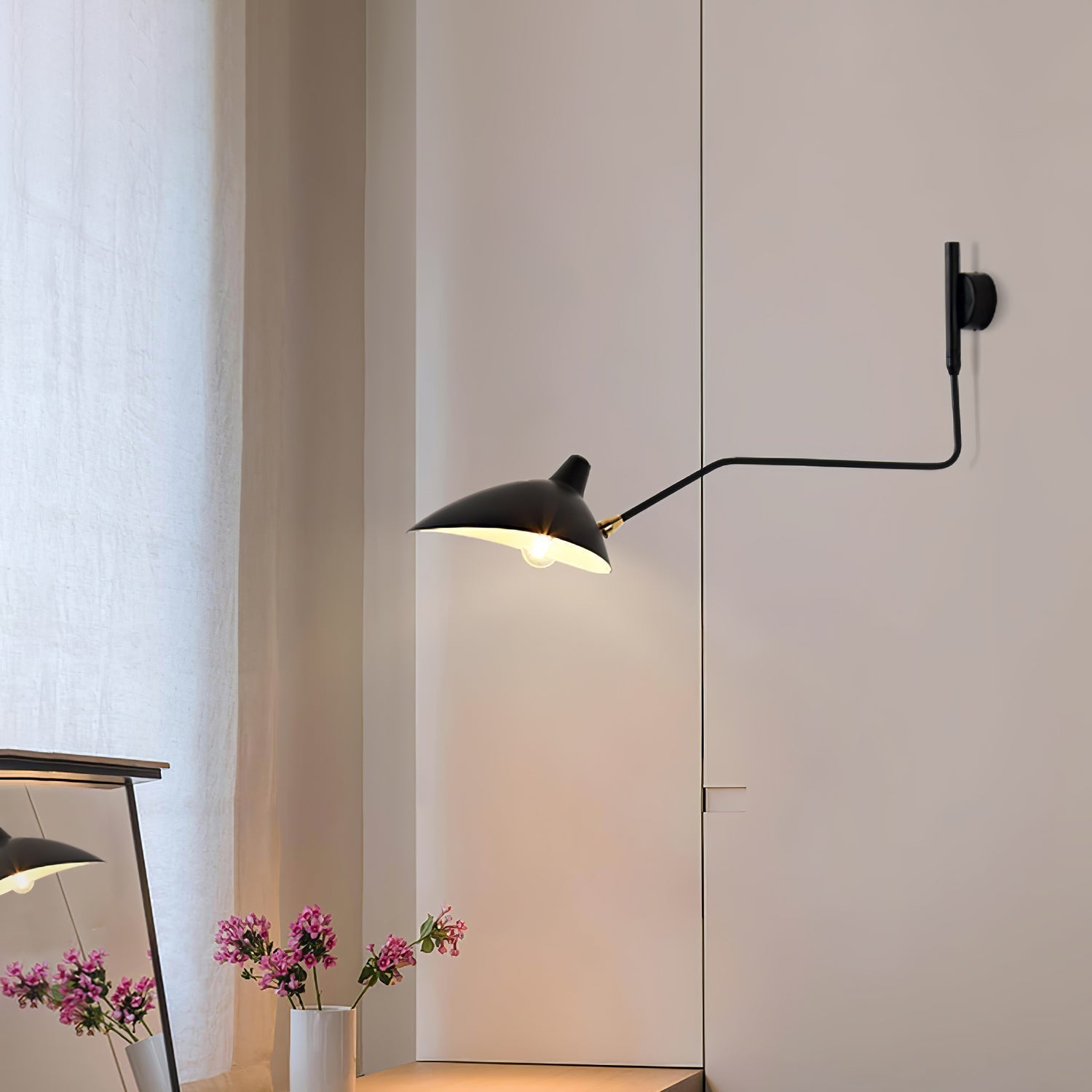 Lustra Applique Murale Élégante à Un Bras - Neutralighting