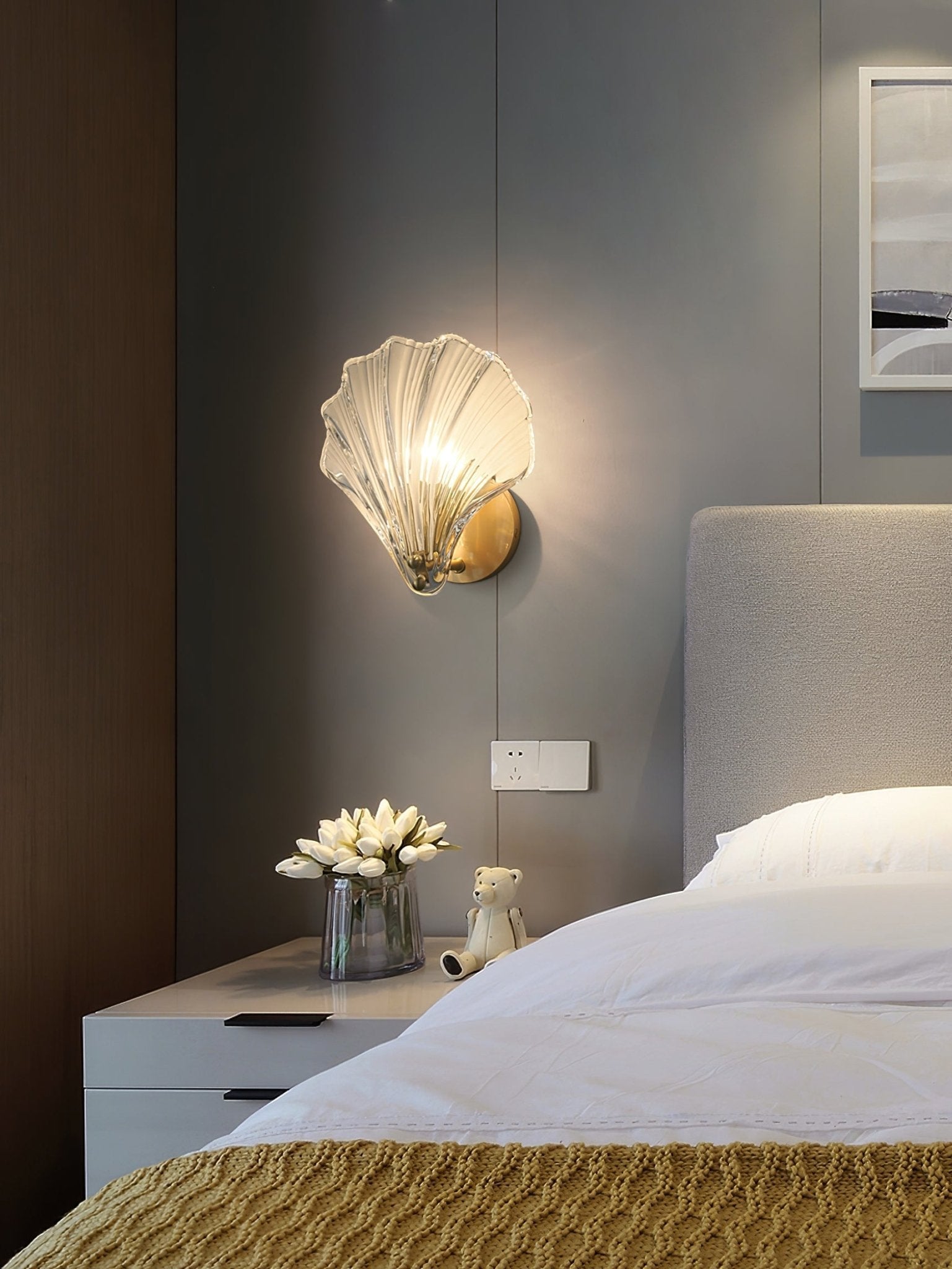 Respected Applique Murale en Verre et Laiton Premium - Neutralighting