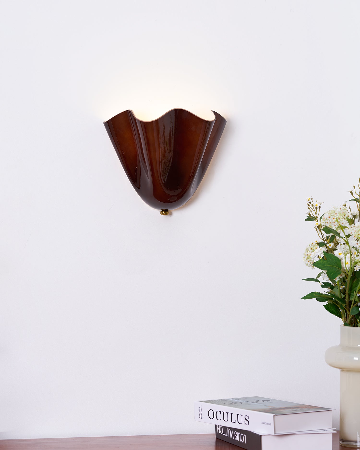 Lustra Lampe Murale Élégante aux Courbes Douces - Neutralighting
