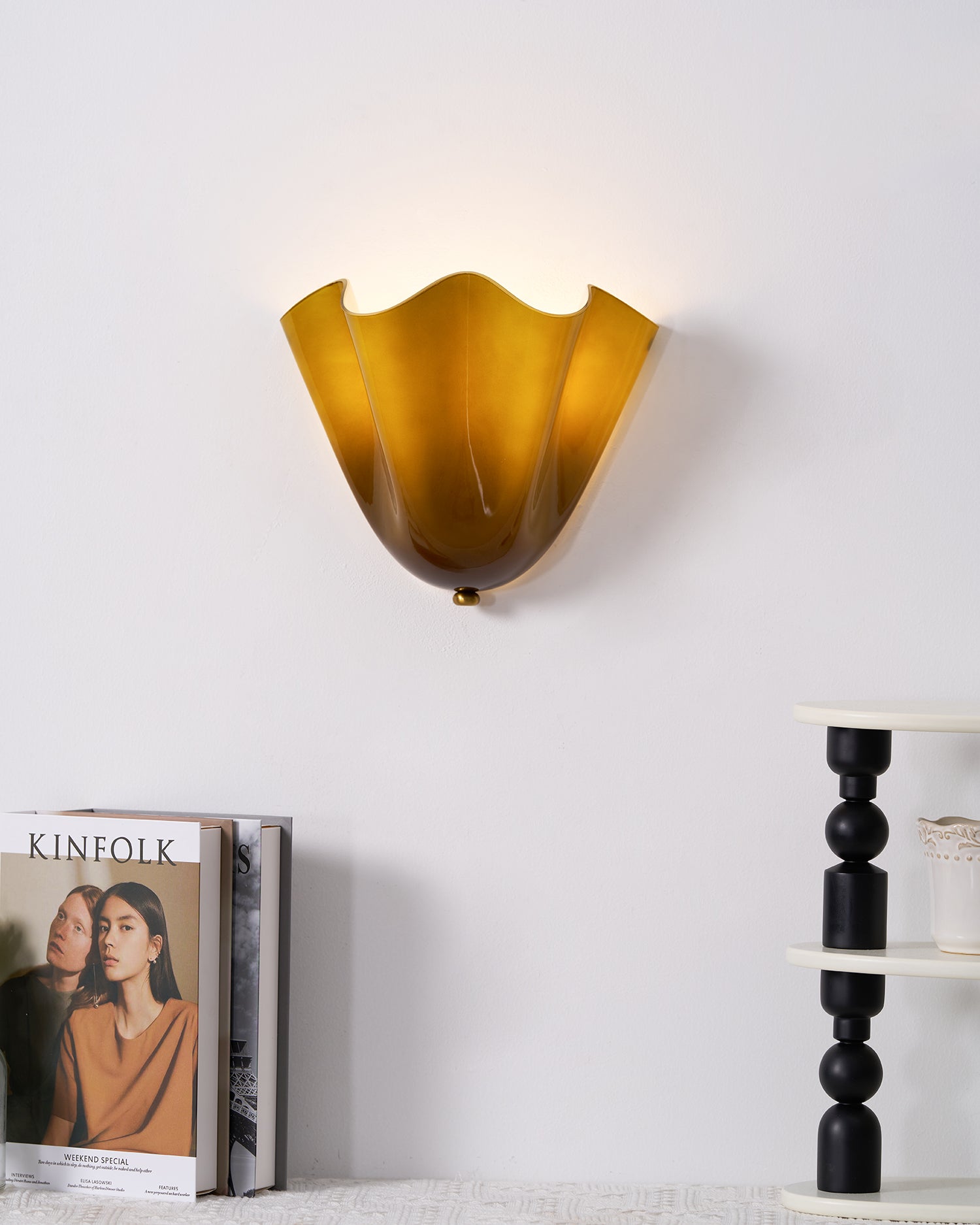 Lustra Lampe Murale Élégante aux Courbes Douces - Neutralighting