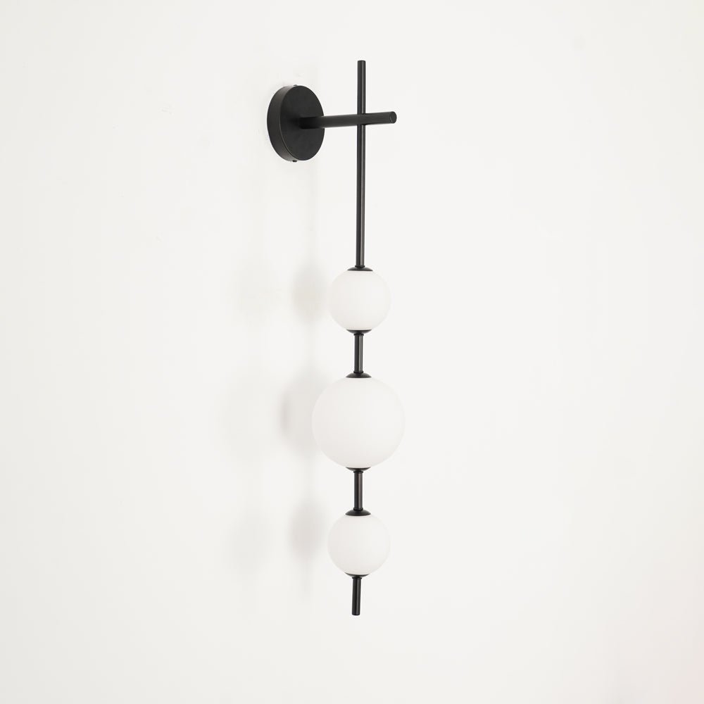 Ilraeia Vertical Globe Plug-in Wall Lamp - Neutralighting