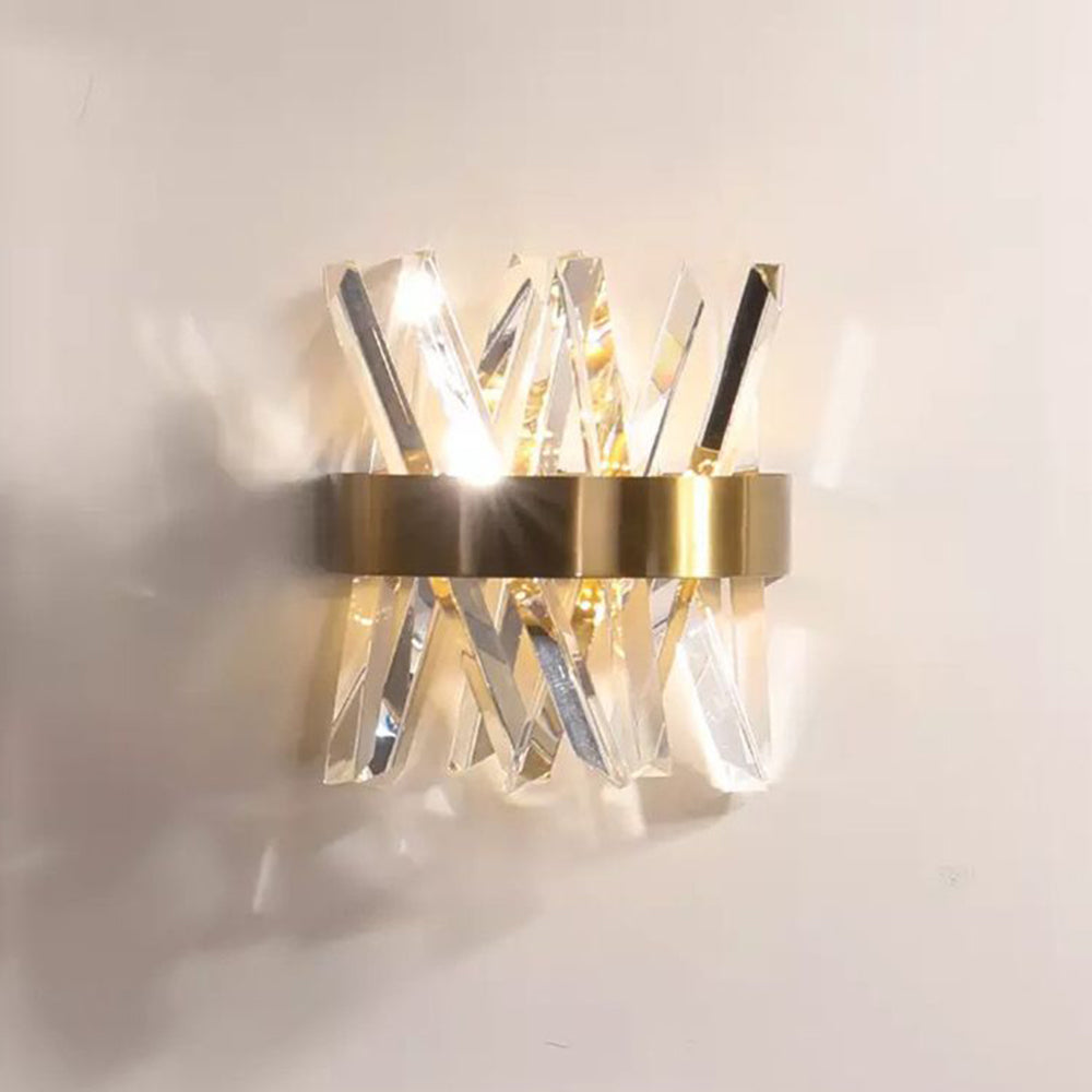 Kristy Decorative Geometric Crystal/Metal Wall Lamp, Gold